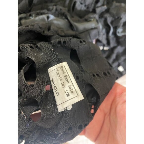 Tov Los Angeles Women's Black Cut Our Long Sleeve Pull Over Crop Top - 44 - Picture 14 of 16